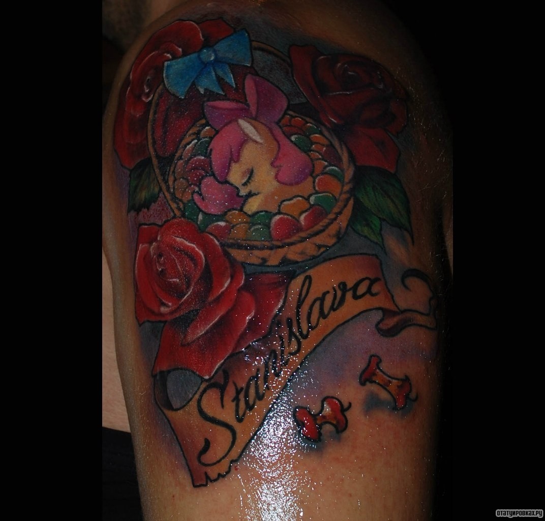 Фотография татуировки под названием «Розы, надпись»