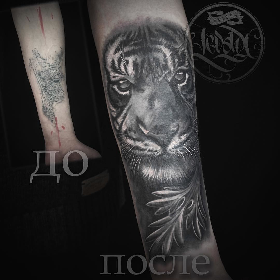 Фотография татуировки под названием «тигр»