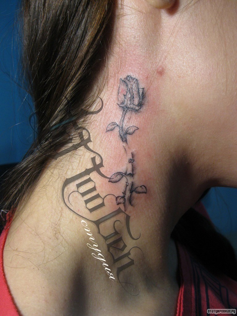 Фотография татуировки под названием «Роза на шее»