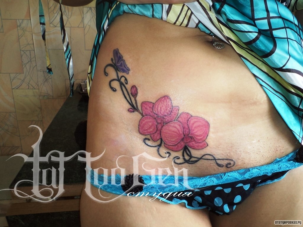Фотография татуировки под названием «Узор цветов»