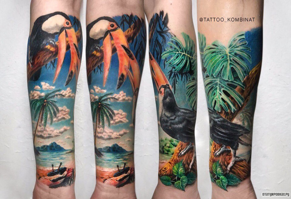 Фотография татуировки под названием «Пеликан на фоне моря, краб»