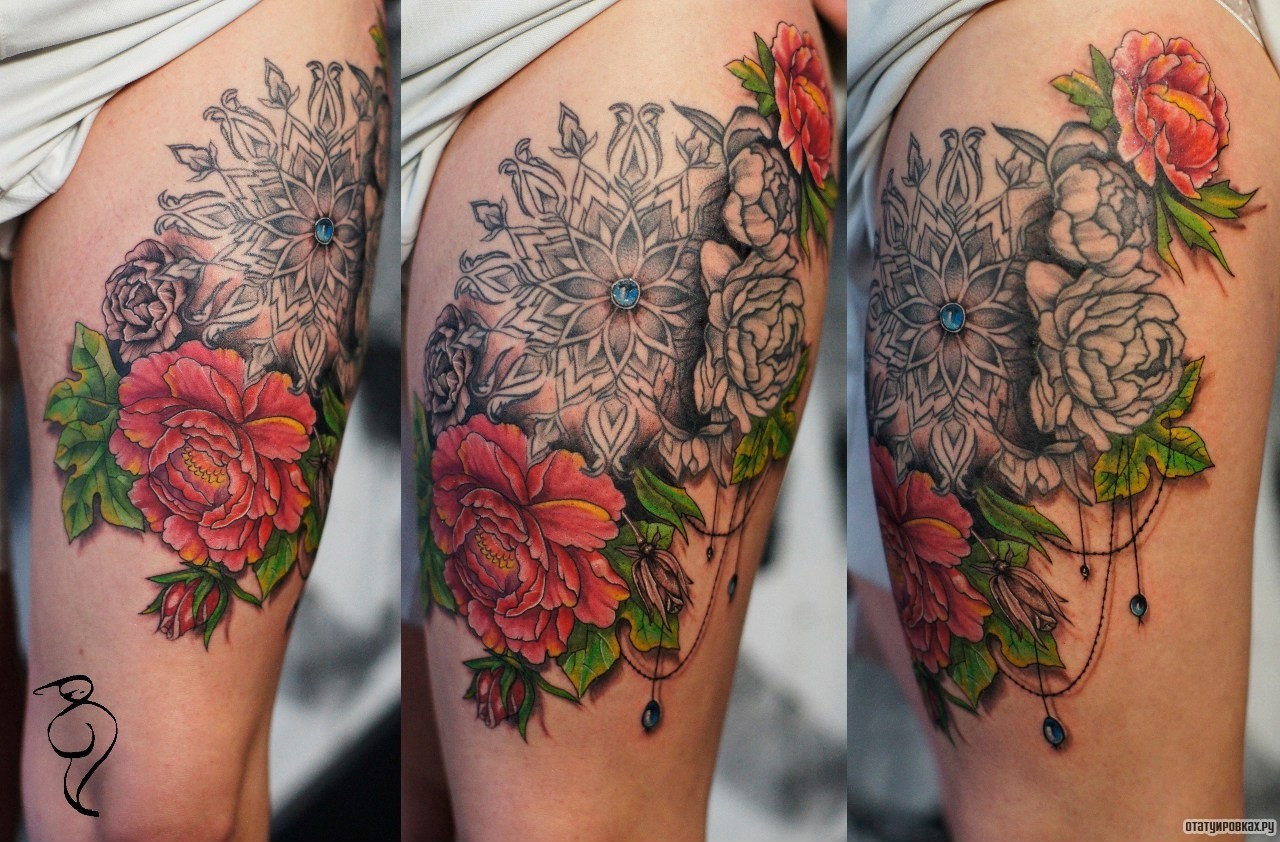 Фотография татуировки под названием «Цветы и мандала»