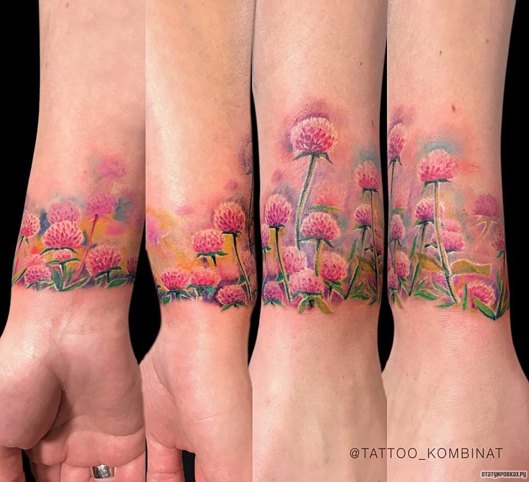 Фотография татуировки под названием «Полевые цветы»