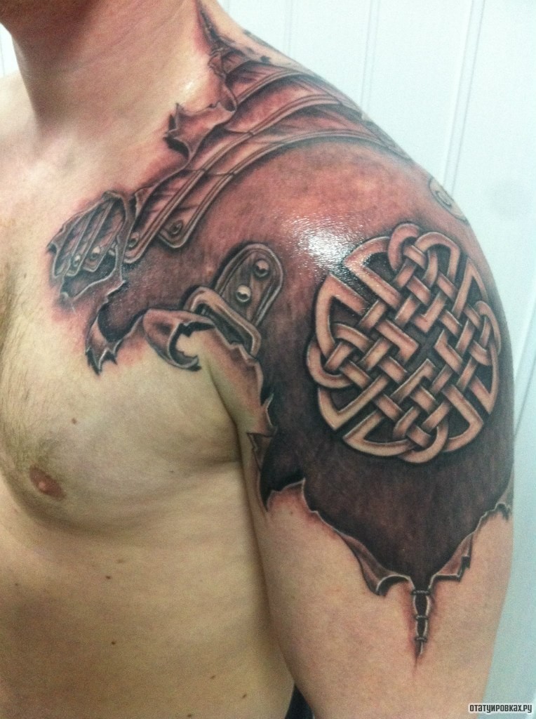 Фотография татуировки под названием «Латы полинезийские»