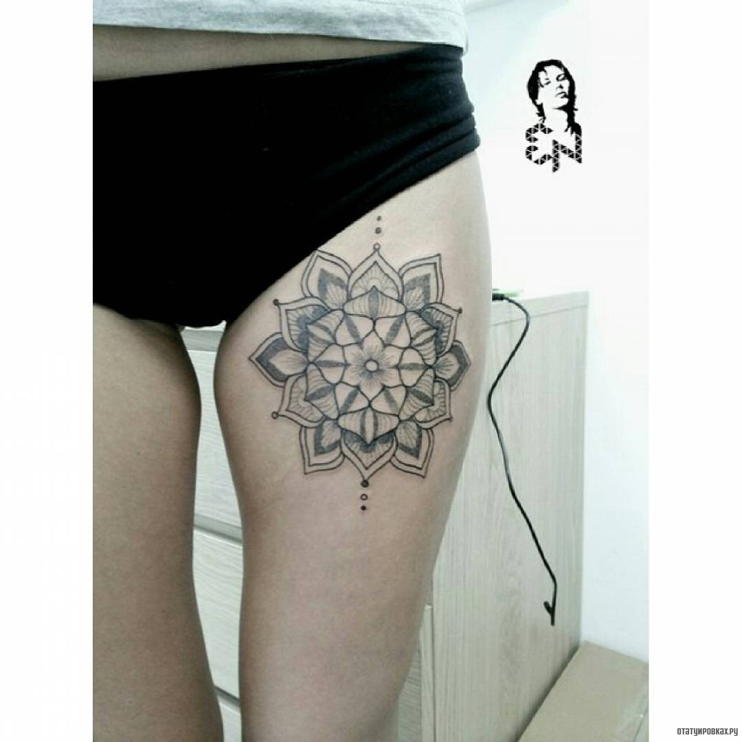 Фотография татуировки под названием «Мандала»