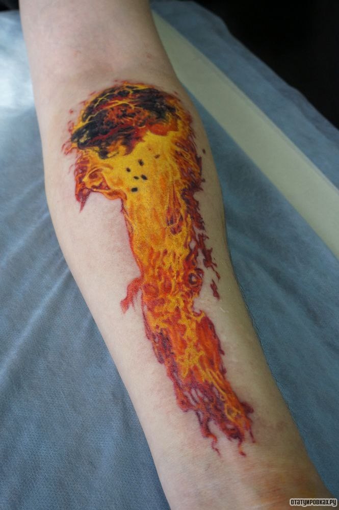 Фотография татуировки под названием «Огонь»