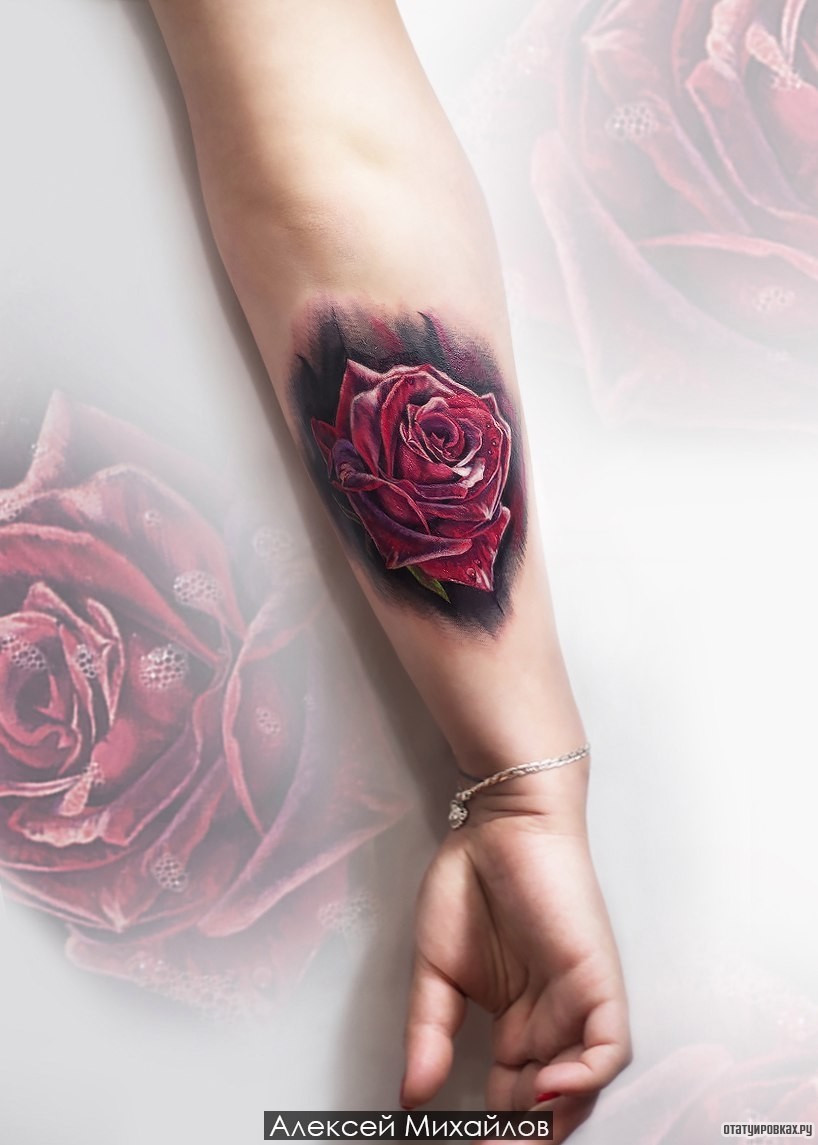 Фотография татуировки под названием «Роза реализм»