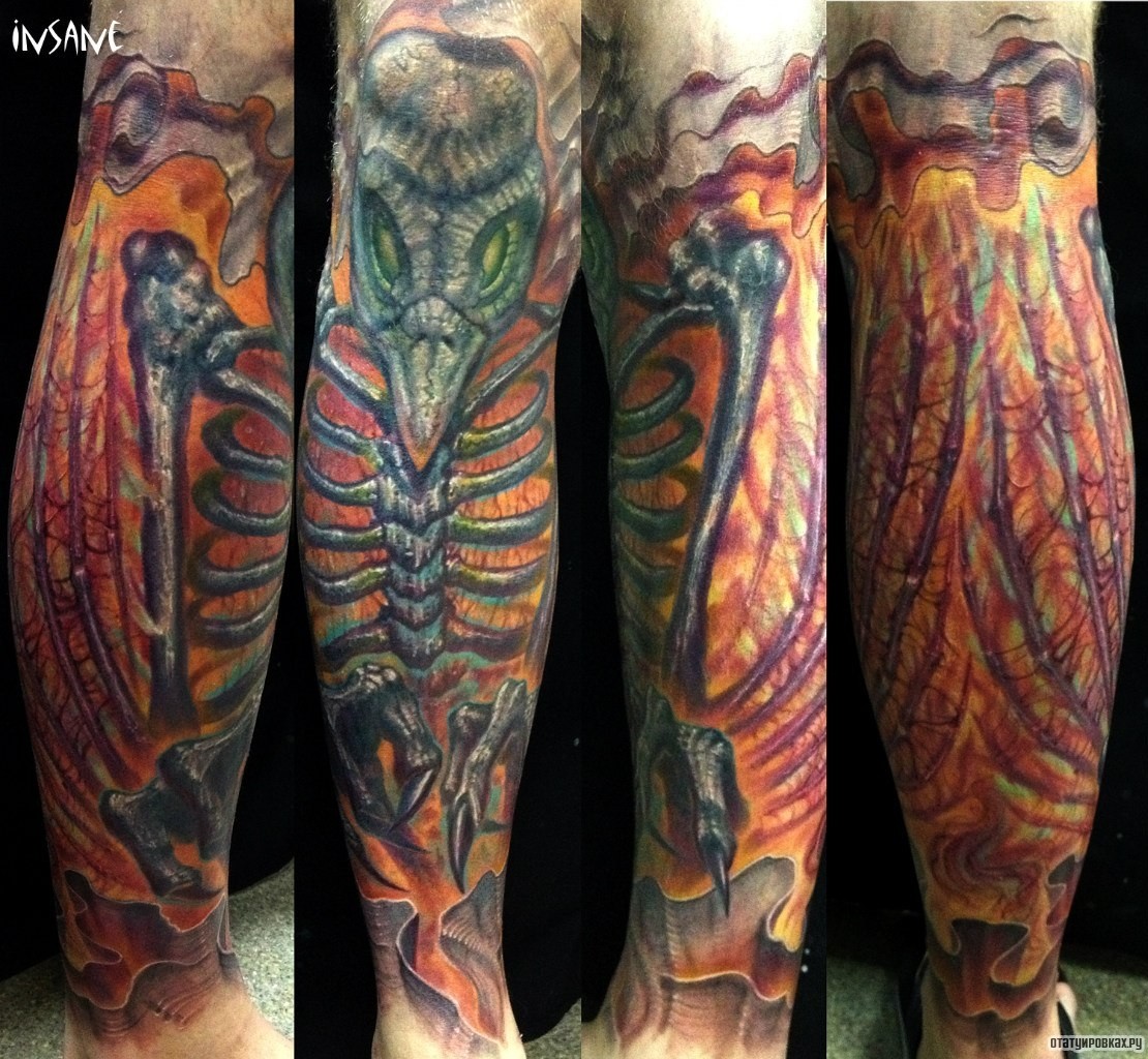 Фотография татуировки под названием «Скелет на фоне пожара в лесу»