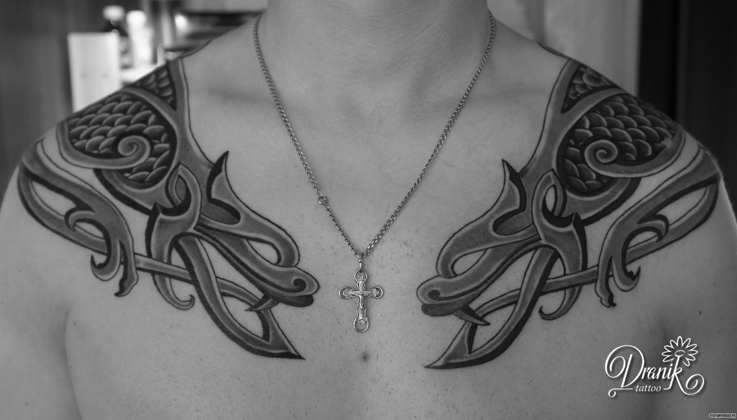 Фотография татуировки под названием «Полинезийские узоры»