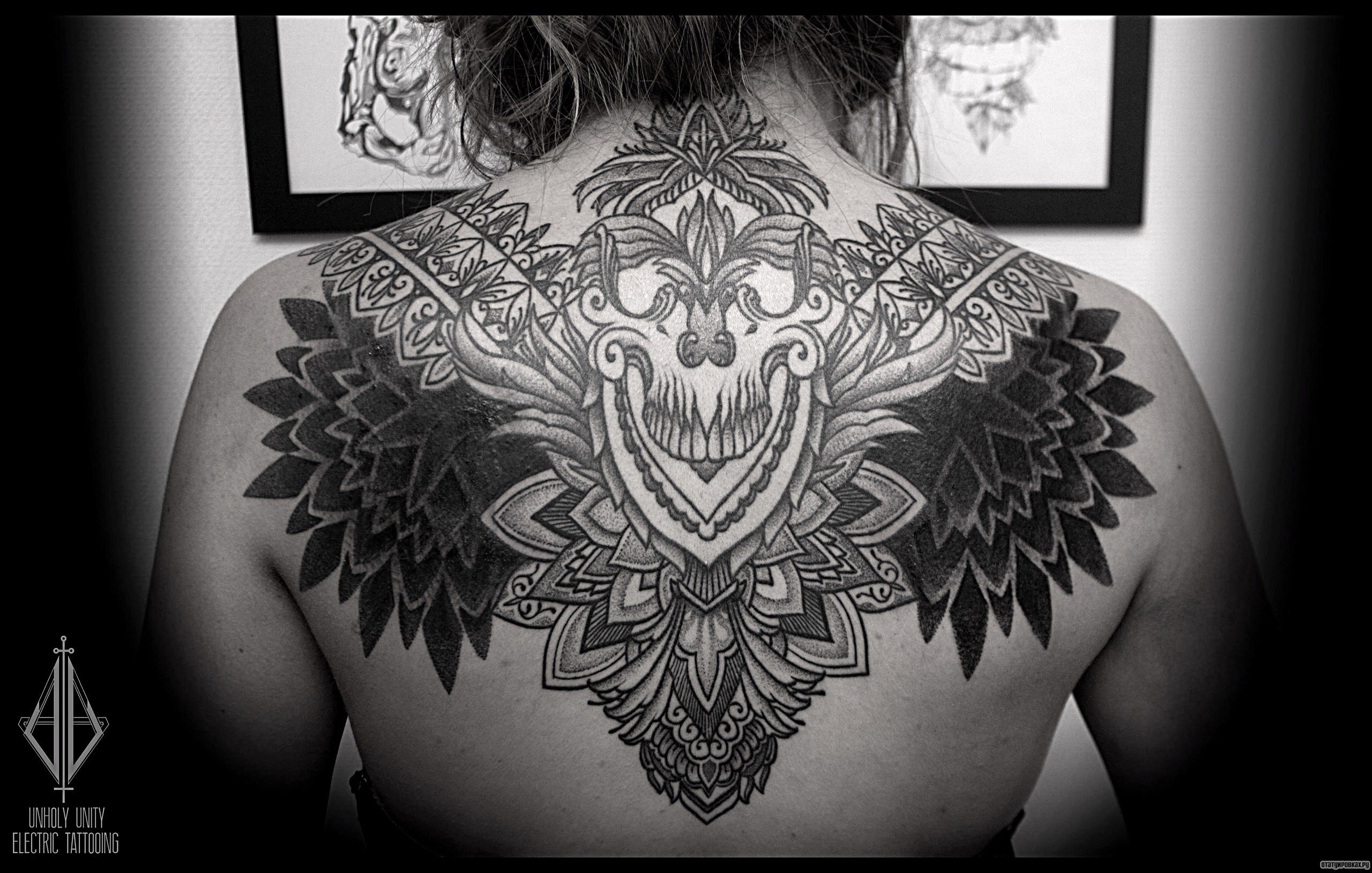 Фотография татуировки под названием «Узор мандала»