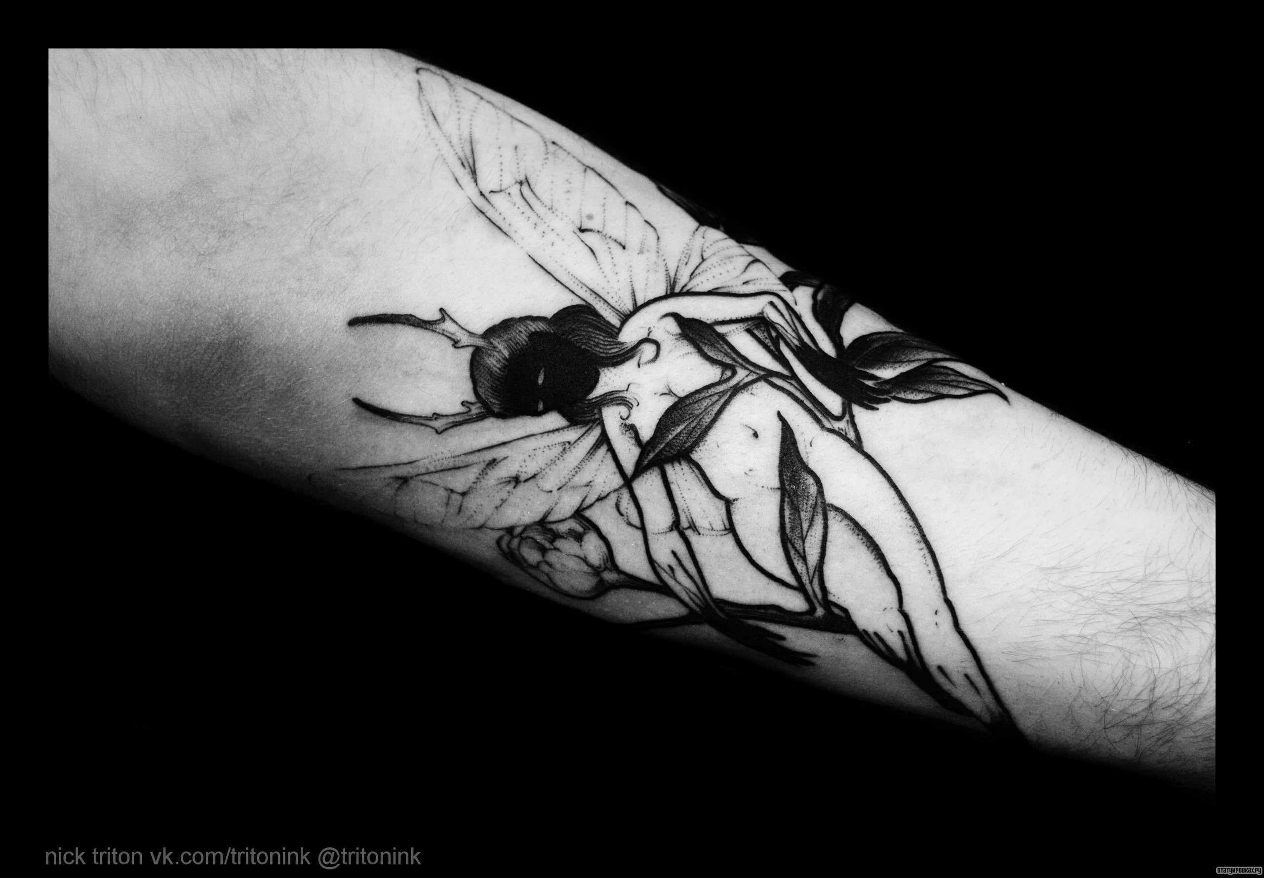 Фотография татуировки под названием «Фея с рогами»
