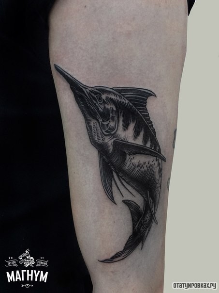 Фотография татуировки под названием «Рыба черная»