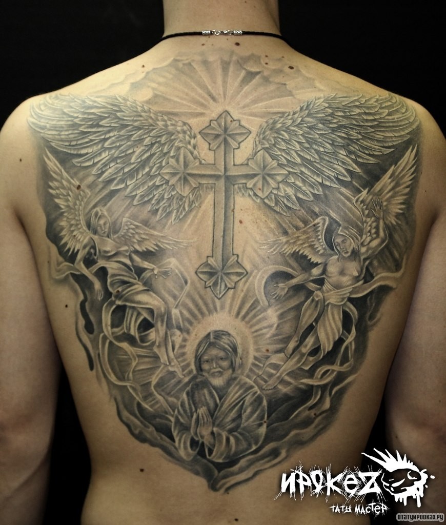 Фотография татуировки под названием «Божественные существа»