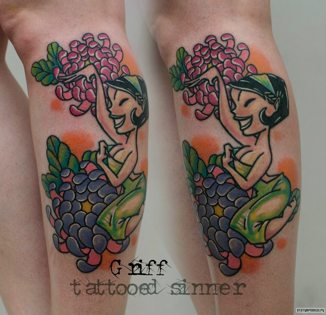 Фотография татуировки под названием «Девушка в хризантемах»