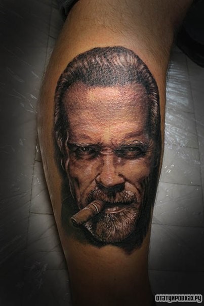 Фотография татуировки под названием «Мужчина курящий сигару»