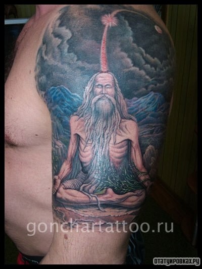 Фотография татуировки под названием «Старец на фоне неба»