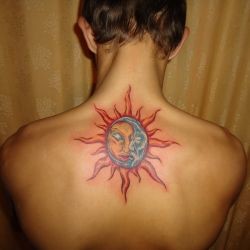 Солнце с луной на спине мастера Павел Логинов